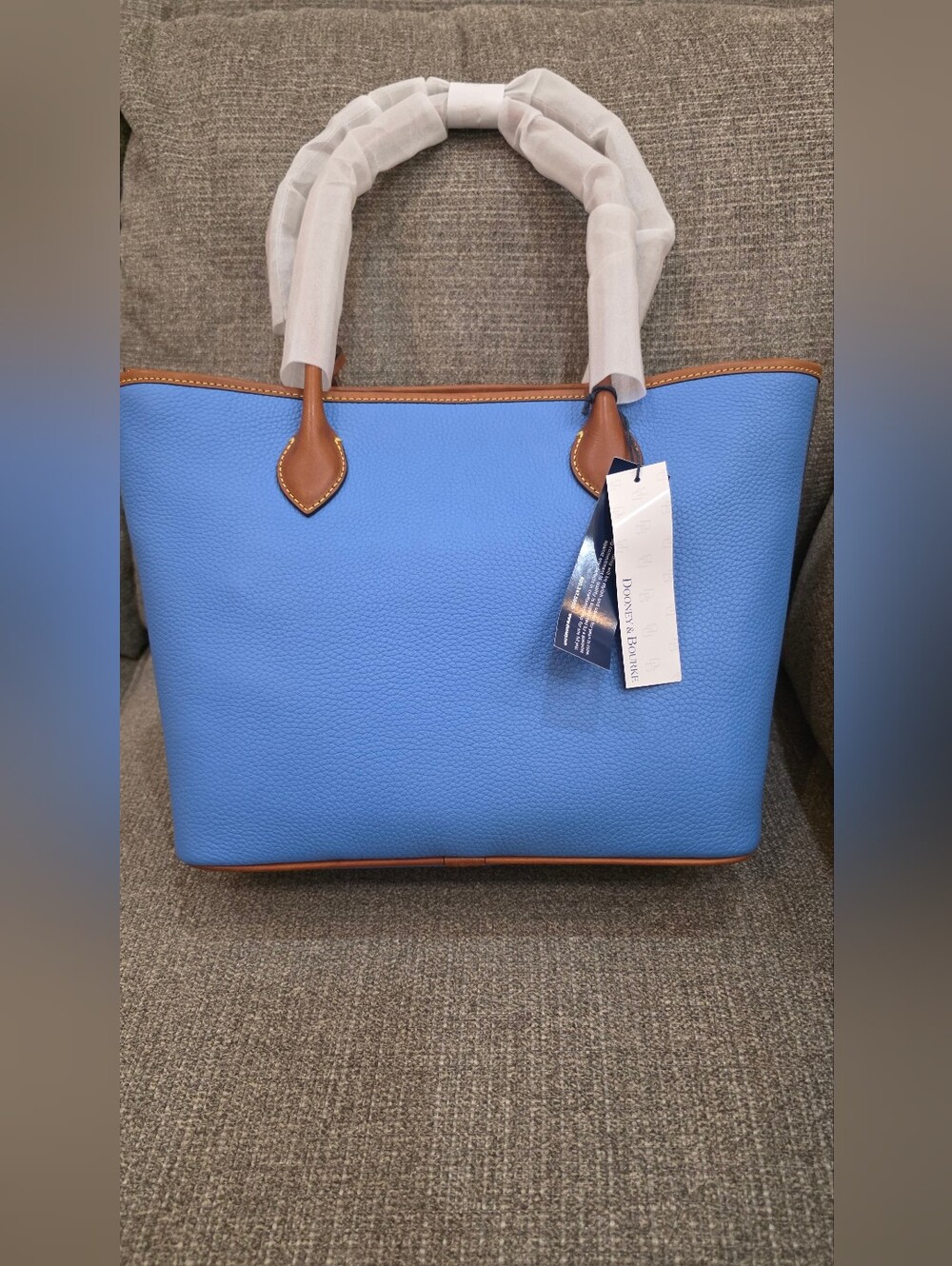 Dooney & Bourke Pebble Grain Tote - Picture 2 of 6